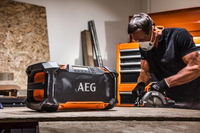 Radio de chantier 18V - AEG