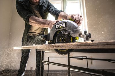 Scie circulaire Brushless 18V ONE+TM HPTM sans batterie ni chargeur RCS18X-0 RYOBI