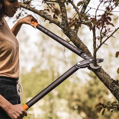 Coupe-Branches à crémaillère PowerGear L78 et sécateur Singlestep P26 FISKARS