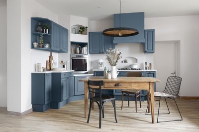 Peinture de rénovation pour cuisine bleu orage finition mate 2L - V33