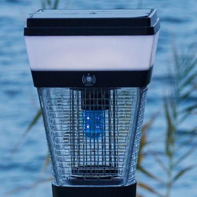Piège à moustique d'extérieur jusqu' à 300m² et luminaire Night Hunter MASTER TRAP