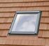 Raccord pour fenêtre de toit sur toiture tuile plate l.55 x H.78 cm gris anthracite EDP CK02 0000 VELUX