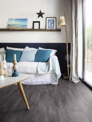 Sol PVC décor bois anthracite PRIMETEX rouleau de 4m vendu au m² GERFLOR