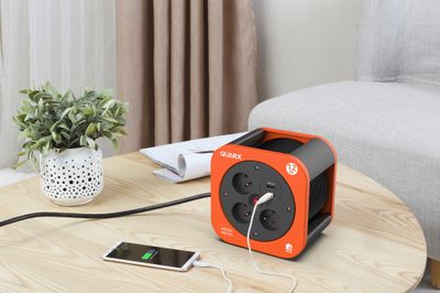 Enrouleur électrique 12m 3 prises + USB-A + USB-C orange - SBOX