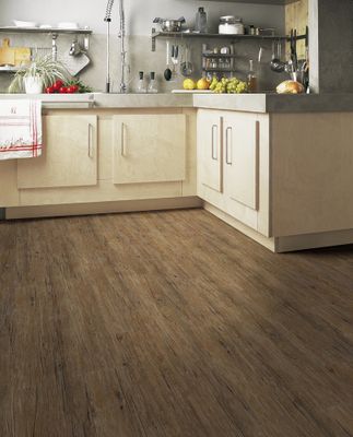 Sol vinyle effet bois noisette RUSTIC ép 2 mm 15,2 x 91,4 cm compatible pièce humide paquet de 2,20 m² GERFLOR