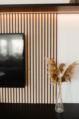 Profil de finition MDF 3D Latt pepper oak fond noir - Lot de 2 - 20 x 36/41 x 2600 mm - AJ TIMBER