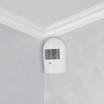 Alarme ou carillon avec détecteur de mouvements séparé et télécommande SEDEA