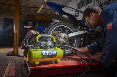 Compresseur gonfleur sans fil ONE+ R18AC-0 (Solo) - RYOBI