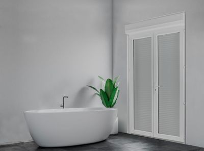 Porte-fenêtre 2 vantaux hauteur 215 x largeur 120 cm avec volet roulant intégré