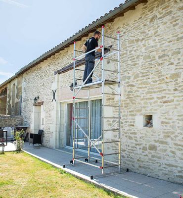 Echafaudage roulant pour escalier Fast & Lock 5 - 2,40 /  4,40 m aluminium - HAILO