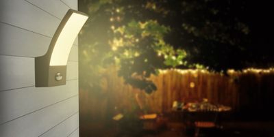 Applique extérieur LED déctecteur de mouvements Curve anthracite IP44 1000 lumens blanc chaud - ARLUX