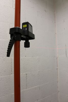 Niveau laser rouge + pied de 305cm FISCHER DAREX