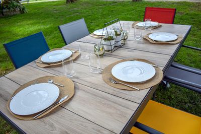 Table de jardin à rallonge ouverture automatique HORTENSE aluminium/céramique beige 200/260x100 cm