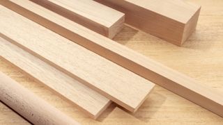 Nomenclature Tasseau, moulure, baguette et planche