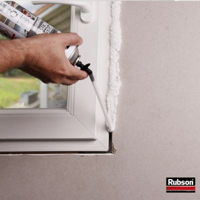 Mousse expansive Portes et Fenêtres 500 ml RUBSON
