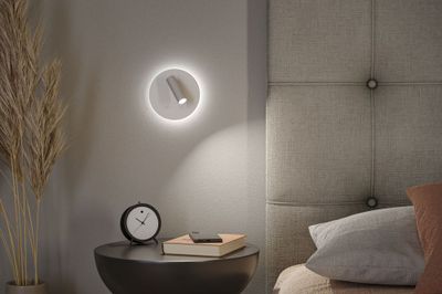 Spot LED mural en saillie orientable et sans fil lumière blanc chaud Blanc - Kiora PAULMANN