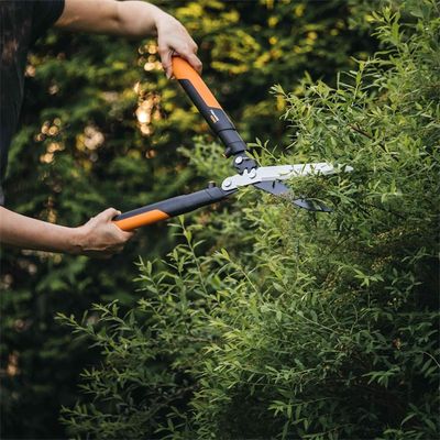 Cisaille à haie powergear HSX92 FISKARS