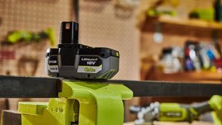 Nomenclature Batterie et chargeur de batterie