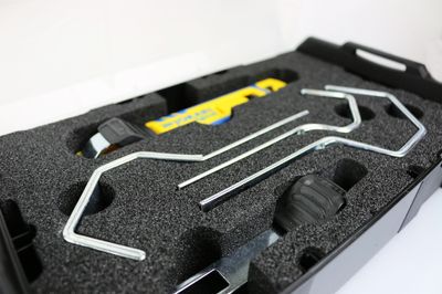 Kit coupe gaine électrique et anses de 4-70mm JOKARI