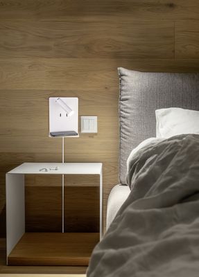 Spot LED mural avec tablette 3W + 1,5W lumière blanc chaud Blanc - Element TRIO