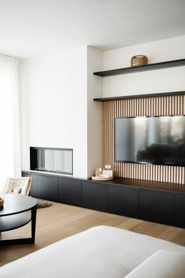 Panneau acoustique mural mdf 3D Latt finition chêne naturel sur fond noir - 20 x 287 x 2500 mm - AJ TIMBER