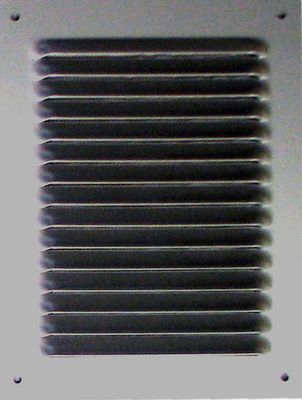 Grille métal 140 x 200 mm aluminium avec moustiquaire
