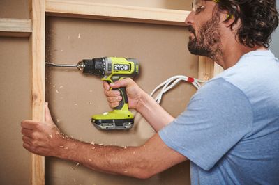 Perceuse à percussion sans fil 18 V ONE+ RPD18-2C42SA106L (2 batteries + accessoires) - RYOBI