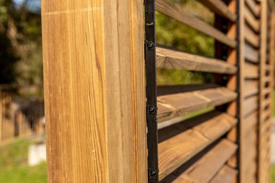 Panneau brise vue persienne avec ventelles mobiles en bois traité L 100 x H 200 cm, Livraison à domicile incluse - HABRITA