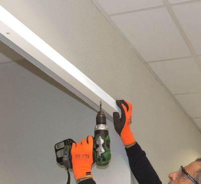 CORNIERE ALU LAQUE BLANC 30X30X1,2MM 1M CQFD