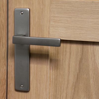 Poignées de porte sur plaques sans trou Joffrin IV aluminium LINEA BERTOMANI