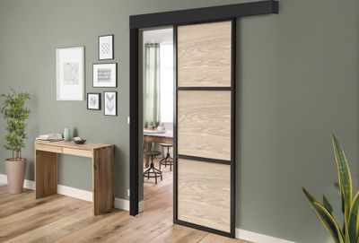 BUTEE DE PORTE EN MEDIUM NOIR POUR KIT COULISSANT EN APPLIQUE BCD