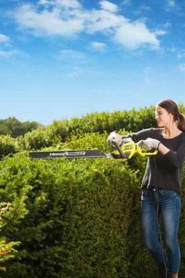 Taille-haie électrique 800 W lame 65 cm RHT8165RL RYOBI