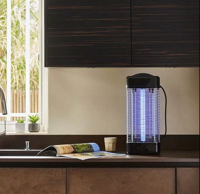 Piège d'intérieur à insectes volants Tower MASTER TRAP