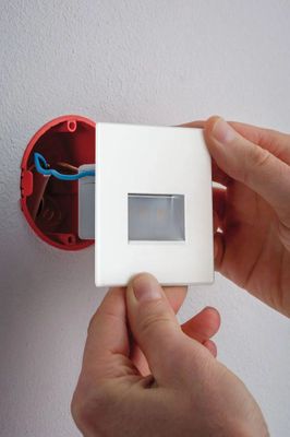 Spot LED encastrable mural carré blanc - PAULMANN