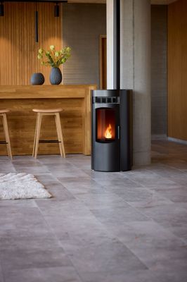 Poêle à granulés 6,3 kW P6 avec sortie supérieure 7 étoiles flammes vertes - ADURO