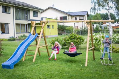 Aire de jeux Kalev avec toboggan PALMAKO
