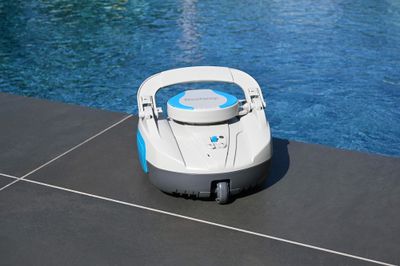 Robot aspirateur piscine Quartz - nettoyage fond plat - 10 m² BESTWAY