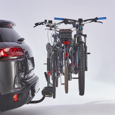 Porte vélo 3 vélos électriques suspendus sur attelage  MOTTEZ