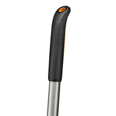 Râteau à feuille éventail Ergonomic manche aluminium 22 dents plates