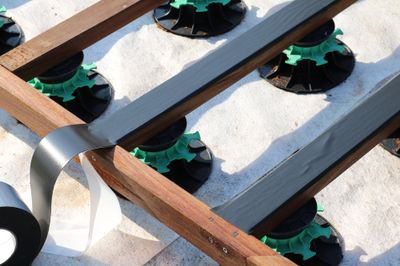 Rouleau bande de protection lambourde terrasse - l 77 mm x L 20 m - JOUPLAST