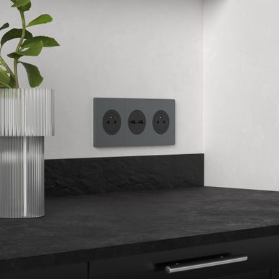 Plaque de finition centrale 1 poste Odace 2025 Architecte effet titane - SCHNEIDER ELECTRIC