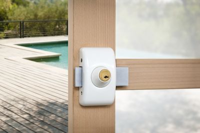 Verrou de porte d'entrée universel à cylindre double entrée 45 mm blanc 4 clés THIRARD