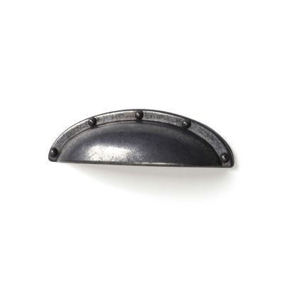 Poignée de meuble coquille vieil argent entraxe 64 mm par 4 REI
