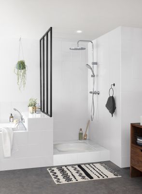 Peinture de rénovation pour salle de bain blanc finition satinée 2 L - V33