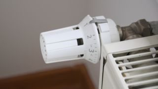 Nomenclature Tête de radiateur et pièces détachées pour chauffage central