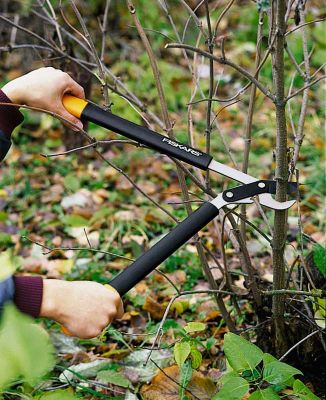Coupe-branche L76 Powergear à crémaillère et lame franche 55.7 cm FISKARS