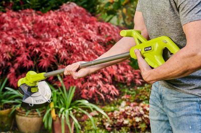 Coupe-bordure à batterie (non incluse) 18 V 23 cm RY18LT23A-0 - RYOBI