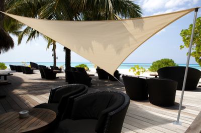 Voile d'ombrage triangulaire 300 cm JARDILINE