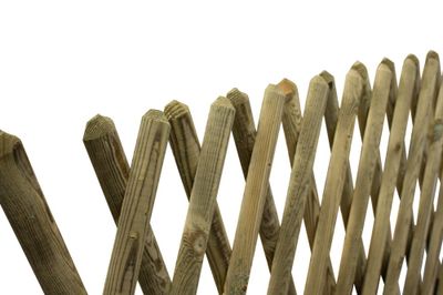 Clôture planche croisée pin brut traité autoclave - 800 x 2500 mm - DEBARGE