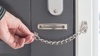 Nomenclature Entrebâilleur, judas et autres accessoires